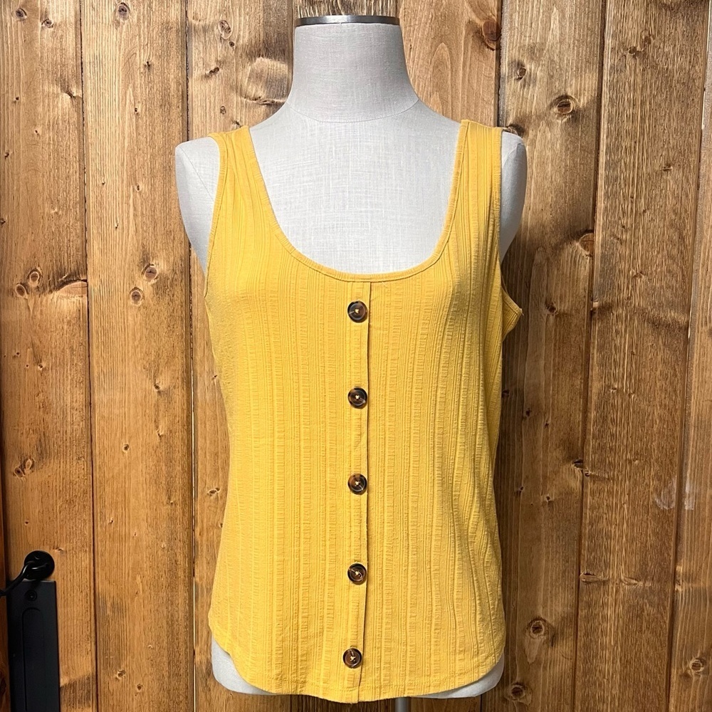 Maurice’s Medium Scoop Round Yellow Button Front Tank Top - Picture 3 of 8
